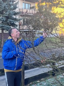 Selbst gemachtes Vogelfutter für unseren Garten