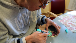 Fröhliche Osterstimmung in der Schillerstraße! 🐣🌷